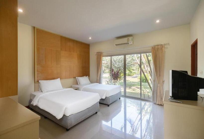 خانه 2 خوابه, Thara Cholapruek Resort   Sha Extra Plus