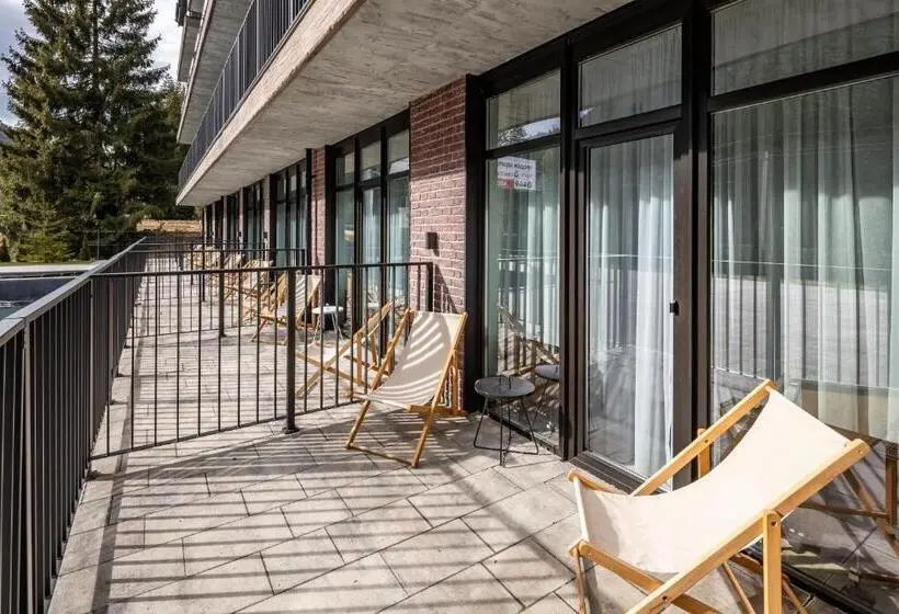 テラス付スタンダードルーム, Wood Hotel Resort & Spa