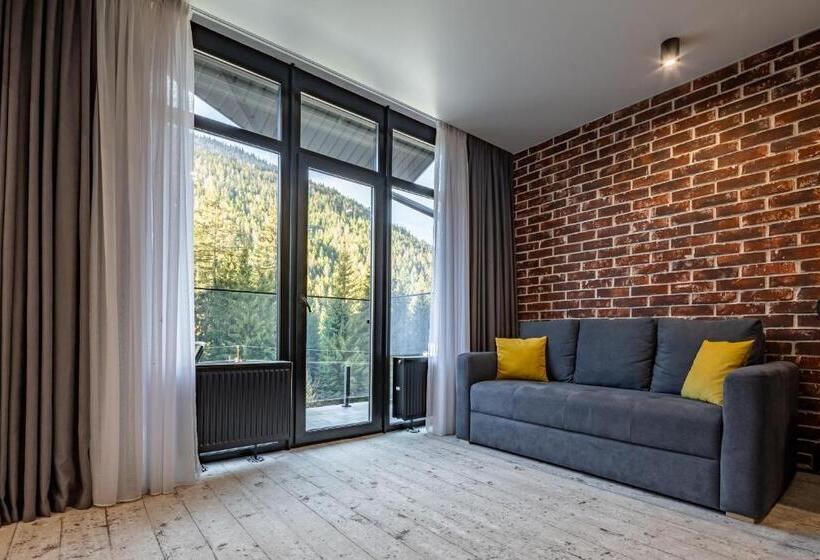 1 Bedroom Apartment Mountain View, Wood Hotel Resort & Spa