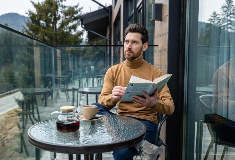 اتاق استاندارد سه نفره, Wood Hotel Resort & Spa