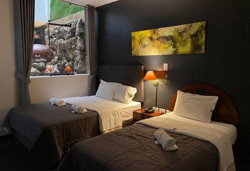 패밀리 룸, Saint Germain