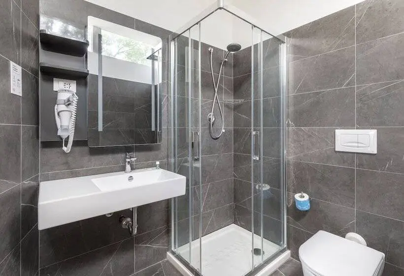 スタンダードルーム, B&b Hotel Pomezia Roma