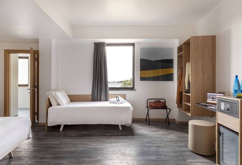 חדר סופריור לשלושה, B&b Hotel Pomezia Roma