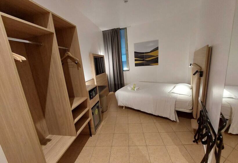 חדר סופריור יחיד, B&b Hotel Pomezia Roma