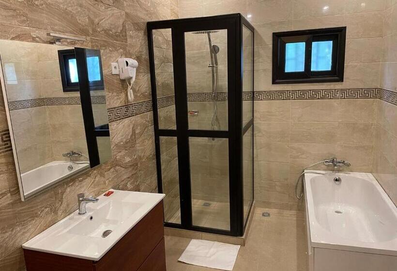 سوییت جونیور, Les Arcades