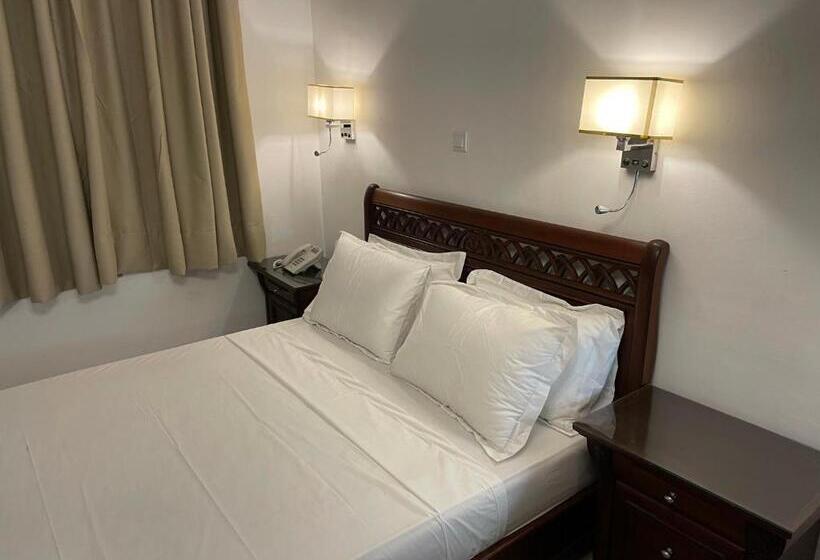 اتاق سوپریور, Les Arcades