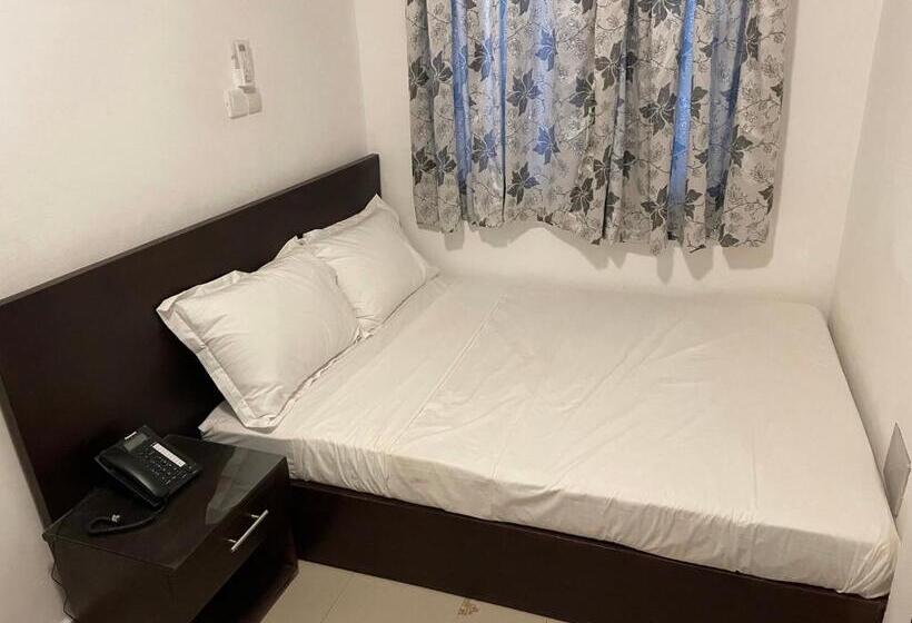 اتاق استاندارد, Les Arcades