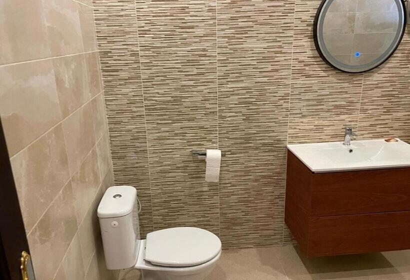 اتاق سوپریور, Les Arcades