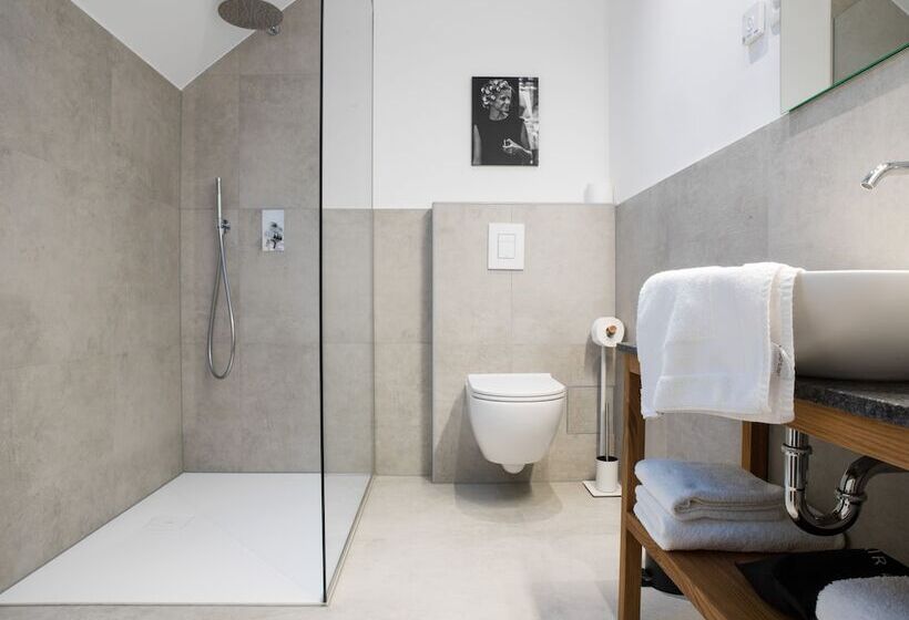 اتاق استاندارد, Belmur