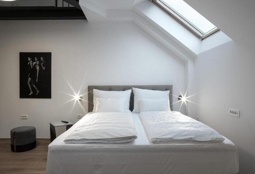 اتاق استاندارد, Belmur