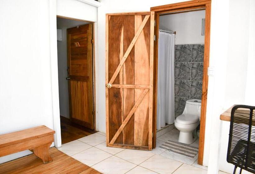 Standard room with outdoor bath, Cuatro Vientos Lodge & Apartments