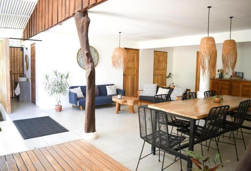 Standard room with outdoor bath, Cuatro Vientos Lodge & Apartments