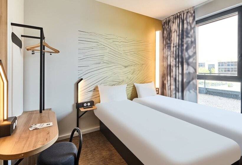 Номер Стандарт, B&b Hotel Argenteuil