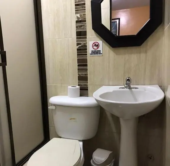 エコノミールーム, Hostal Bellagio