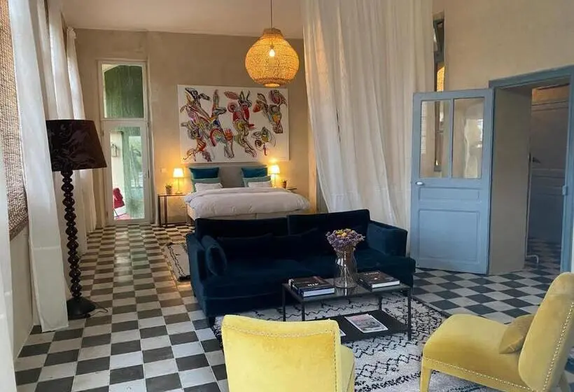 スタンダードルーム, Ecole Olargues   Chambres & Restaurant   Teritoria