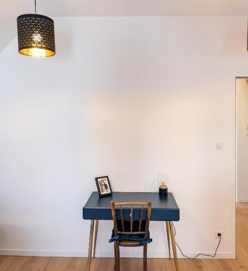 1间卧室的房子, La Grange