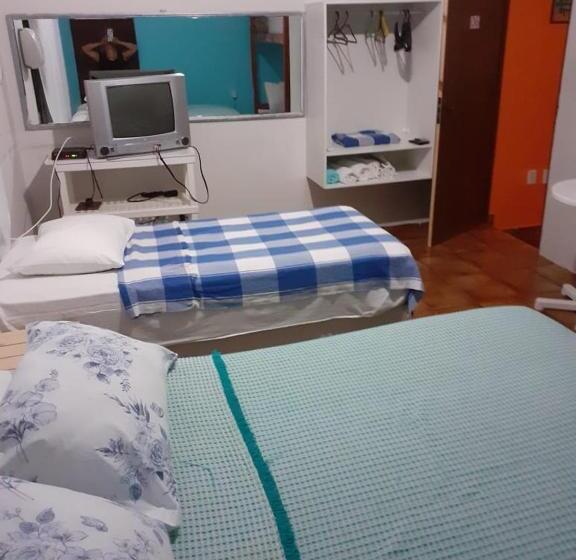 اتاق راحتی سه تخته, Regiane Beach Pousada Hostel