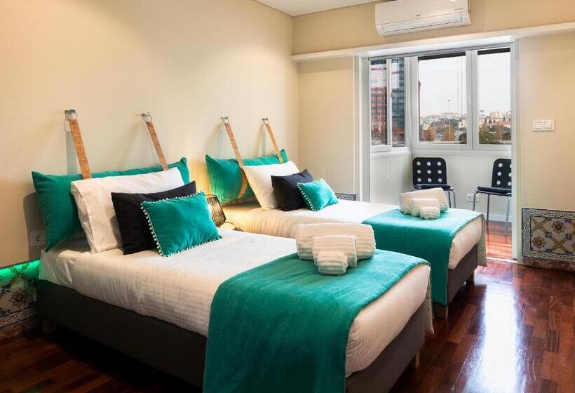 Quarto Estandar, Lx Art Flats | Flat Two