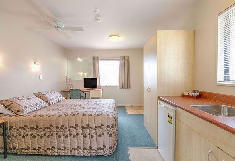 Студия Стандарт, Bella Vista Motel Napier