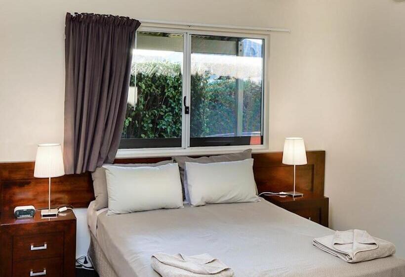 ویلای لوکس 1 خوابه, Cable Beachside Villas