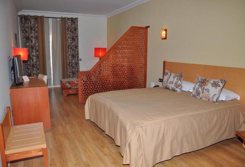 سوییت, Across Hotels & Spa