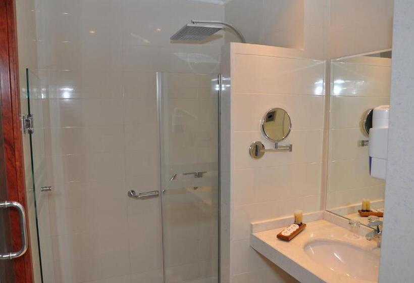 اتاق لوکس یک تخته, Across Hotels & Spa