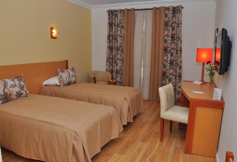 اتاق استاندارد سه نفره, Across Hotels & Spa