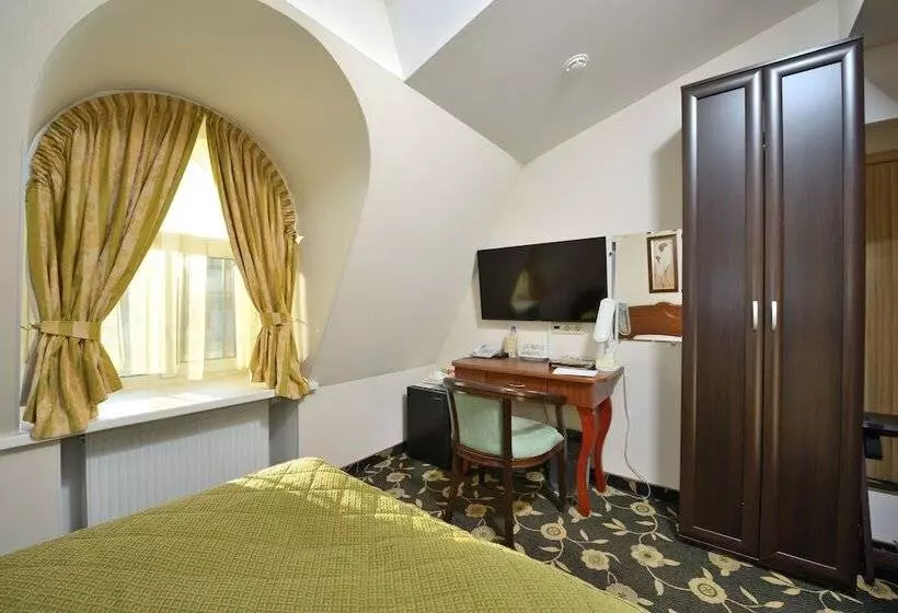 Standard Yhden Hengen Huone, Cronwell Inn Stremyannaya