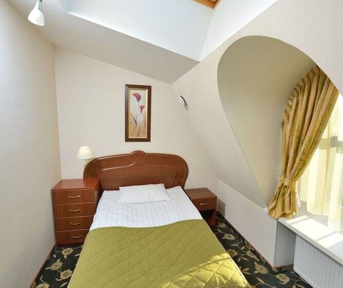 스탠다드 싱글 룸, Cronwell Inn Stremyannaya