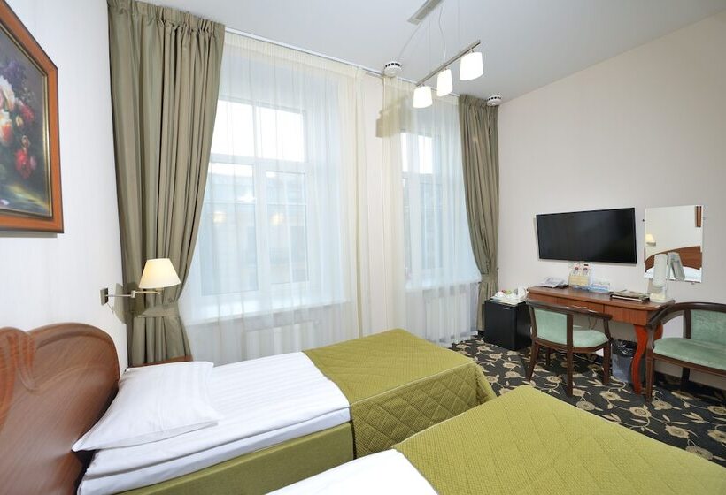 컴포트 룸, Cronwell Inn Stremyannaya