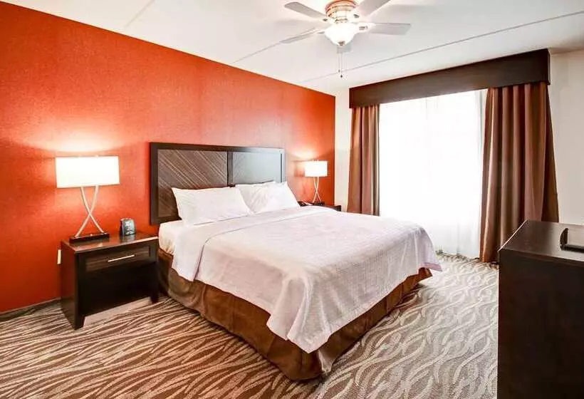 スイート, Embassy Suites By Hilton Knoxville West