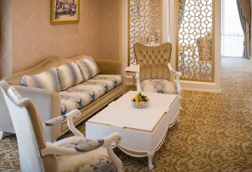 Quarto Estandar Cama King, Grand Altuntas