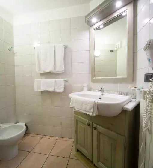 スタンダードスタジオ, Residence Villa Frejus