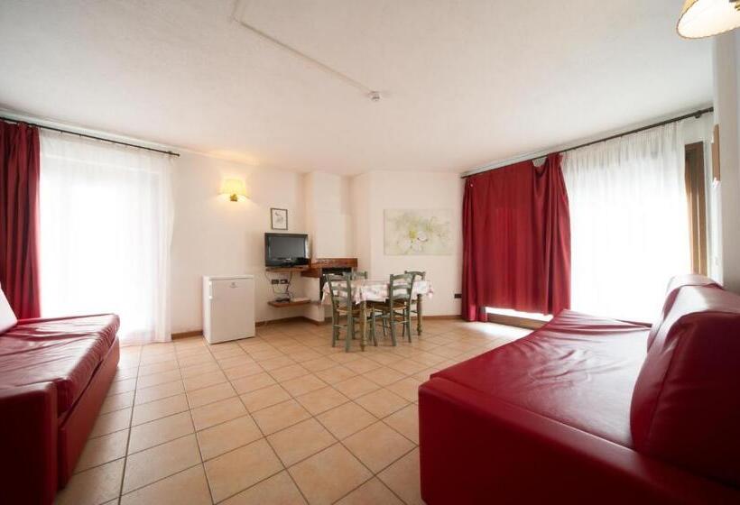 패밀리 스튜디오, Residence Villa Frejus