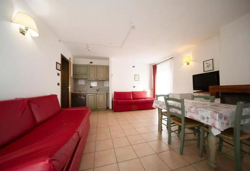 ファミリーステューディオ, Residence Villa Frejus