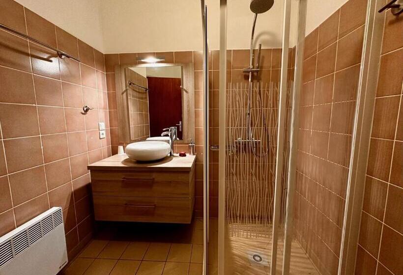 4인용 스탠다드 룸, Chambres D Hôtes Les Clapas