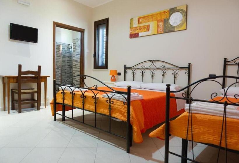 Номер Deluxe, I Due Pini