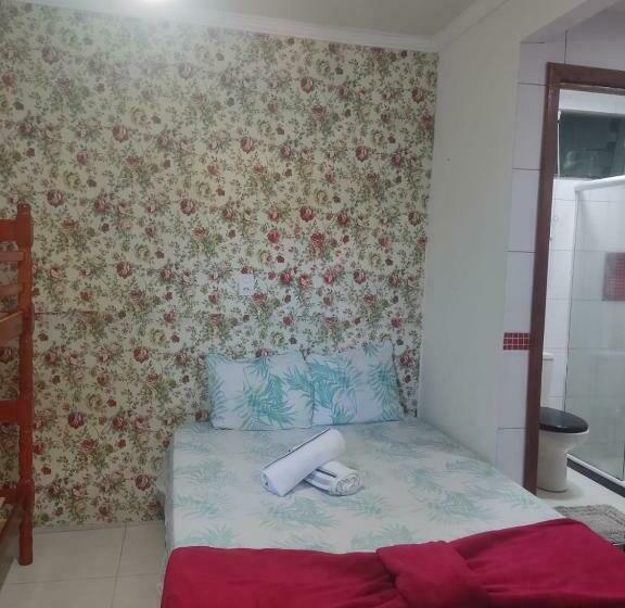 スタンダード4人部屋, Suites Malibu