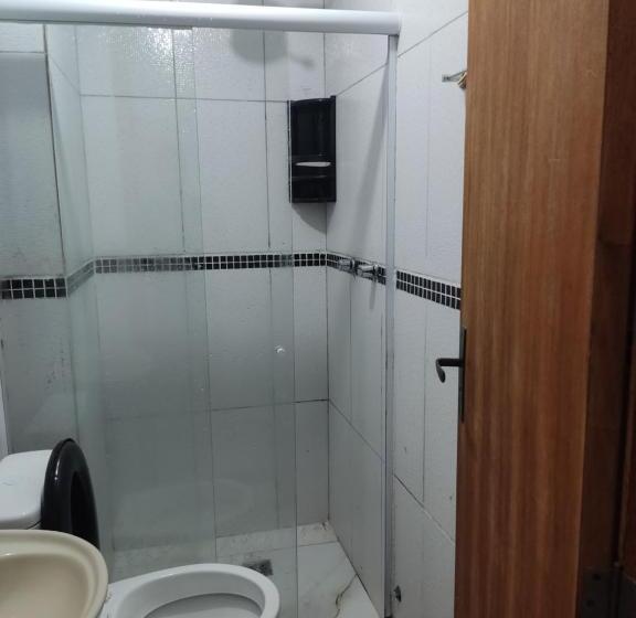 スタンダード4人部屋, Suites Malibu