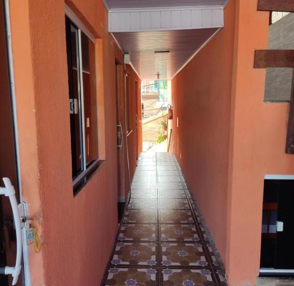 スタンダード4人部屋, Suites Malibu