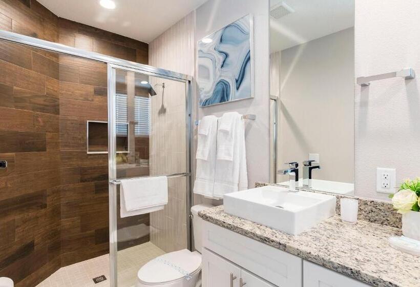 豪华三卧别墅, Summerville Vacation Resort