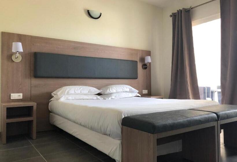 استودیوی استاندارد, Le Bella Vista Résidence