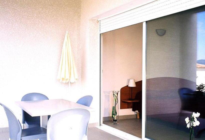 استودیوی استاندارد با چشمانداز دریا, Le Bella Vista Résidence