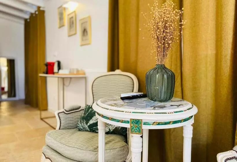 سوئیت جونیور با تراس, Le Bella Vista Résidence