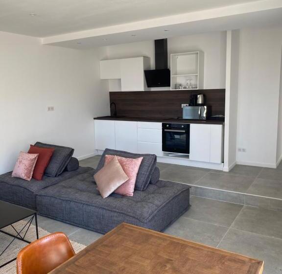 ویلای 3 خوابه, Le Bella Vista Résidence