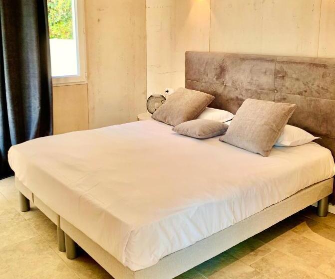 سوئیت جونیور با تراس, Le Bella Vista Résidence