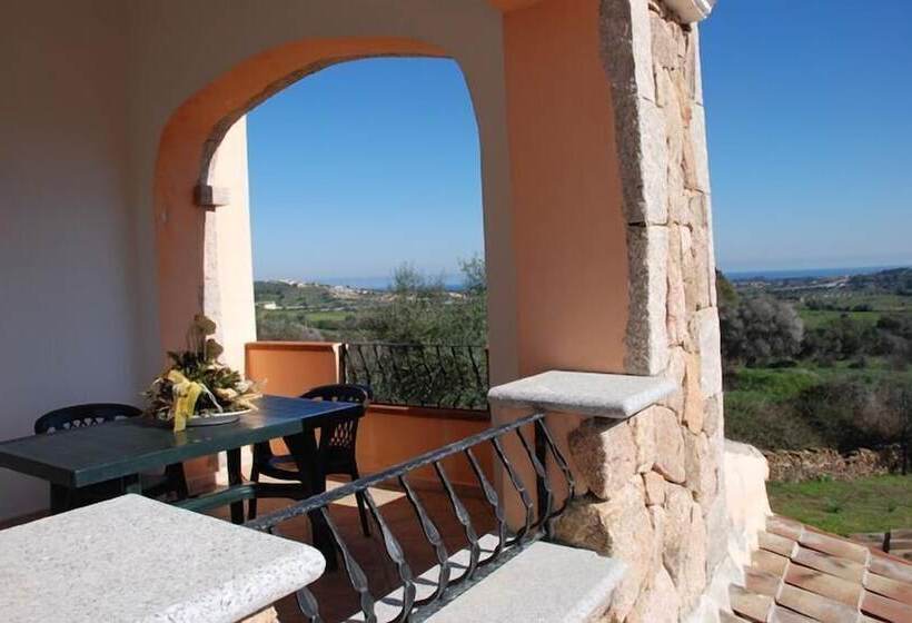 דירת חדר, Li Troni