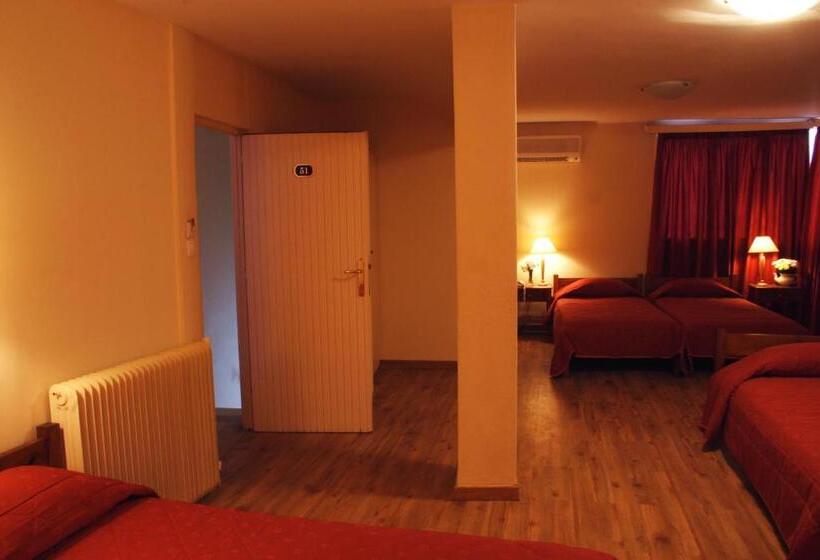 패밀리 룸, Art Gallery