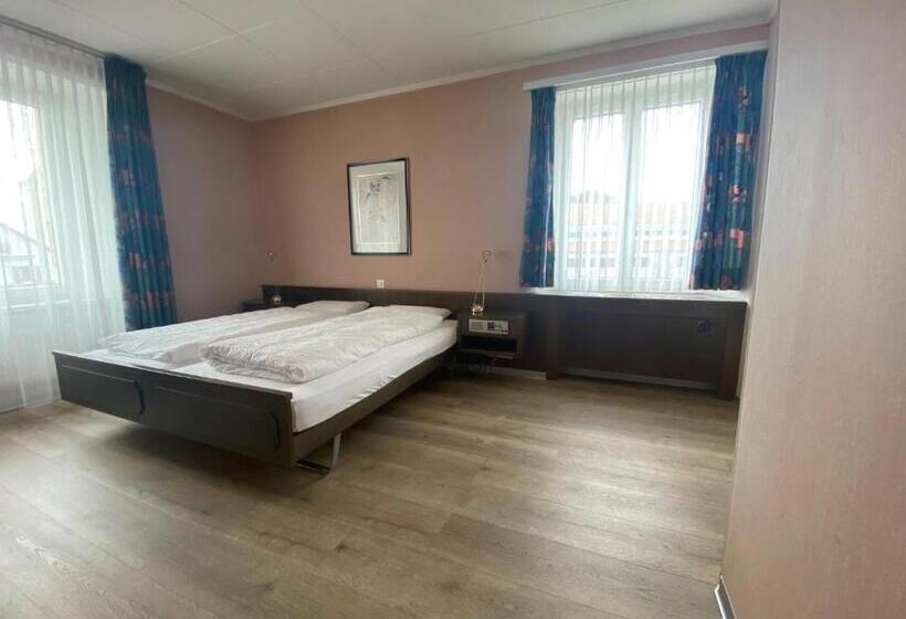 اتاق استاندارد, Hôtel De La Gare