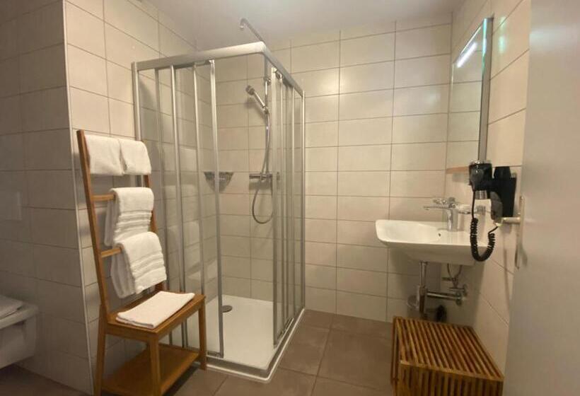 اتاق استاندارد, Hôtel De La Gare